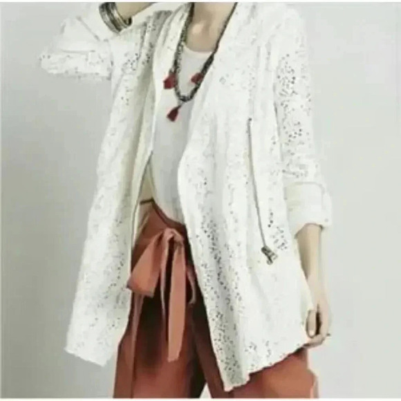 Free People Sweater Women Small White Cardigan Lace Crochet Jacket Hoodie - Picture 1 of 10